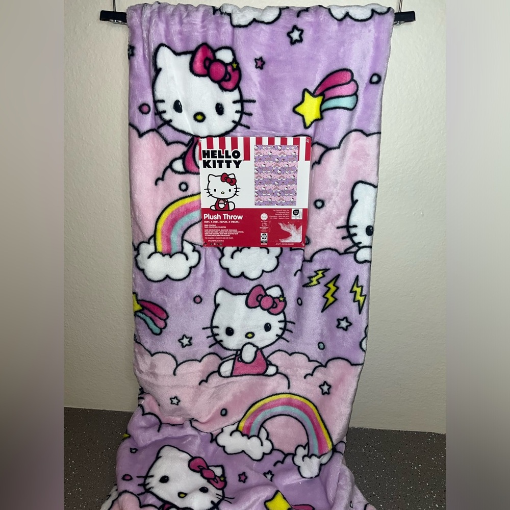 NWT Hello Kitty Pink And Purple Soft Blanket Throw Cute Kawaii